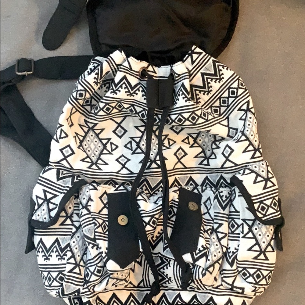 Backpack - Picture 3 of 3
